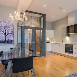 Appartement Fitzrovia Mansion In Belfast's Cathedral Quarter, Belfast