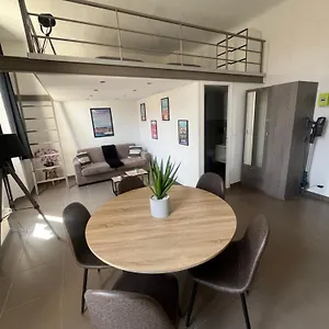 Loft Chaleureux - Climatisation - Wifi - 650 M Du Palais Des Festivals, , Cannes France